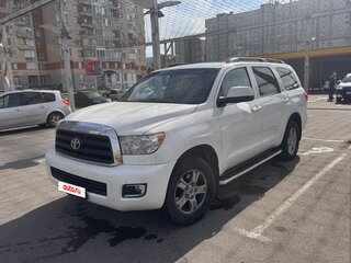 2009 Toyota Sequoia II, белый, 2890000 рублей, вид 3
