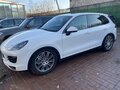 2015 Porsche Cayenne S Diesel II Рестайлинг (958), белый, 5050000 рублей - вид 3