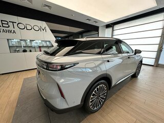 2025 Exeed RX, серый, 5290000 рублей, вид 5