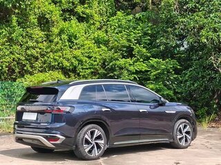 2024 Volkswagen ID.6 Crozz, серый, 3800000 рублей, вид 5