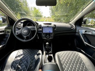 2011 Kia Cerato 6-speed II, белый, 1200000 рублей, вид 5