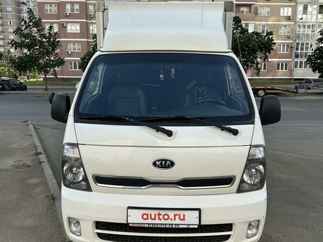 2012 Kia Bongo, белый, 1300000 рублей, вид 1