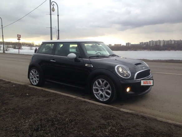 2010 Mini Hatch Cooper S II (R56) Рестайлинг, чёрный