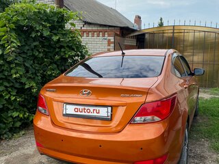 2015 Hyundai Solaris I Рестайлинг, оранжевый, 900000 рублей, вид 3