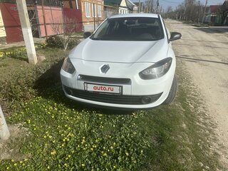 2011 Renault Fluence I, белый, 700000 рублей, вид 2