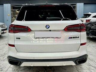 2019 BMW X5 M50d IV (G05/G18), белый, 4500000 рублей, вид 3