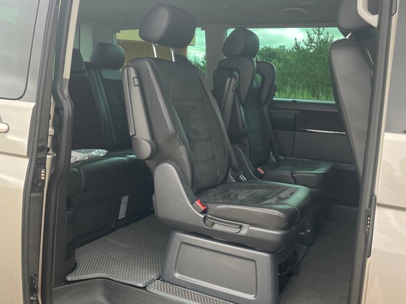 2018 Volkswagen Multivan T6, бежевый, 3850000 рублей - вид 20