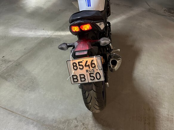 2017 Suzuki SV 650, белый, 550000 рублей - вид 3