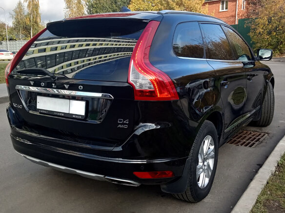 2016 Volvo XC60 I Рестайлинг, чёрный - вид 4