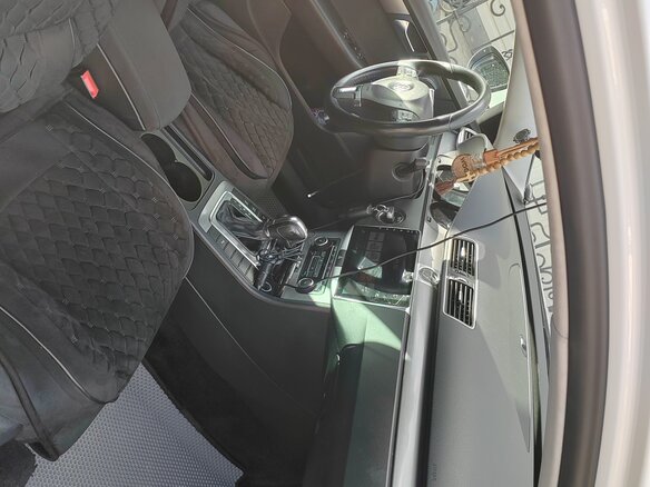 2011 Volkswagen Passat B7, белый, 1159000 рублей - вид 12