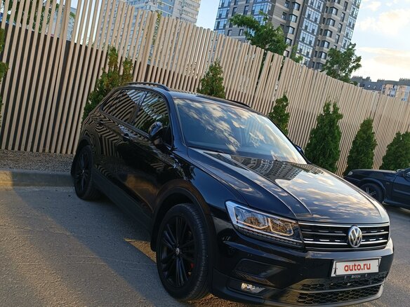 2019 Volkswagen Tiguan II, чёрный, 2650000 рублей