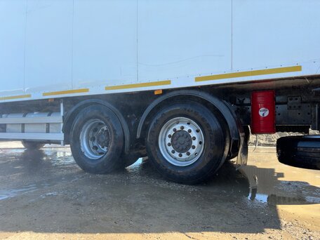 2011 Mercedes-Benz Actros, синий, 4800000 рублей, вид 2