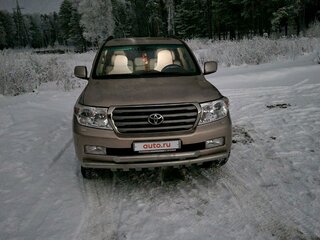 2011 Toyota Land Cruiser 200 Series, золотистый, 3980000 рублей, вид 2