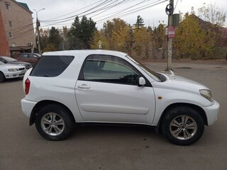 2001 Toyota RAV4 II (XA20), белый, 680000 рублей, вид 3