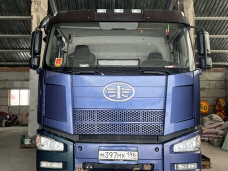 2019 FAW J6 CA3250, синий, 10890000 рублей, вид 1