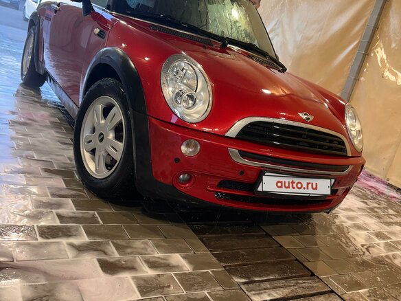 2006 Mini Hatch One I (R50), красный, 900000 рублей - вид 2