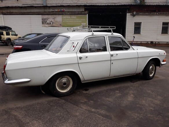 1978 ГАЗ 24 «Волга» 2401 I (24), белый, 1600000 рублей - вид 2