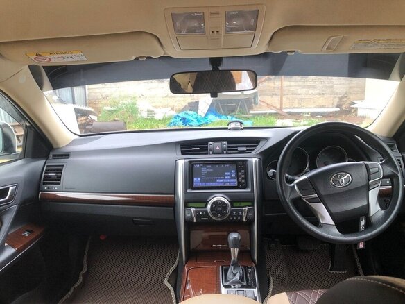 2016 Toyota Mark X II Рестайлинг, белый, 2100000 рублей - вид 11