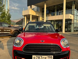 2019 Mini Countryman Cooper D II, красный, 5045000 рублей, вид 1