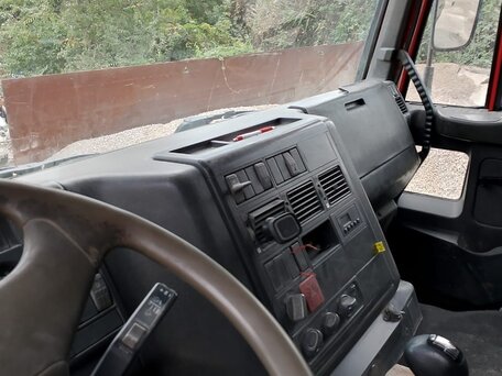 2007 Iveco Trakker, 2500000 рублей, вид 4