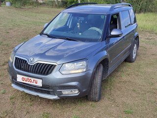 2016 Skoda Yeti I Рестайлинг, серый, 700000 рублей, вид 1