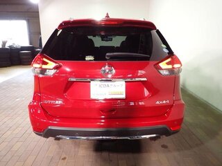 2020 Nissan X-Trail III Рестайлинг, красный, 1745000 рублей, вид 4