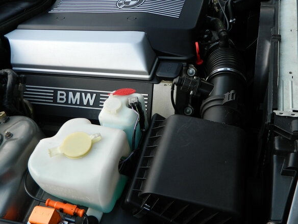 1993 BMW 7 серии 740i II (E32), серый - вид 9