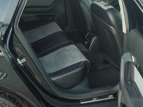 2010 Audi A6 III (C6) Рестайлинг, чёрный, 1000000 рублей - вид 11