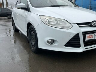 2012 Ford Focus III, белый, 750000 рублей, вид 3