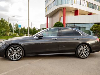 2020 Mercedes-Benz E-Класс 220 d V (W213, S213, C238) Рестайлинг, серый, 3999999 рублей, вид 4