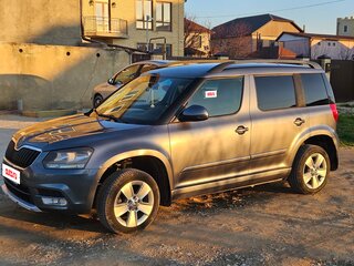 2014 Skoda Yeti I Рестайлинг, серый, 800000 рублей, вид 1