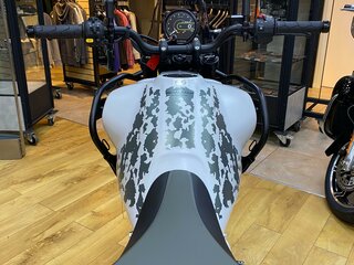 2026 Royal Enfield Himalayan, белый, 656000 рублей, вид 3