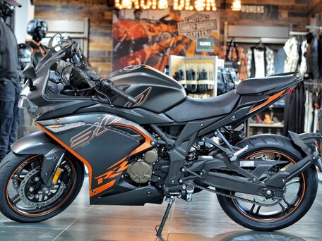 2026 Voge 300RR, чёрный, 368000 рублей, вид 1