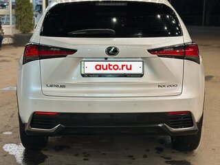 2017 Lexus NX 200 I Рестайлинг, белый, 2600000 рублей, вид 4