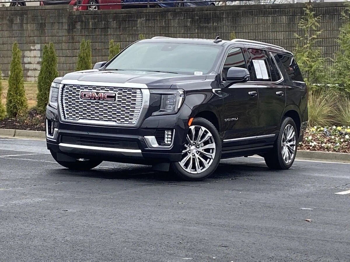 Открыть фотографии: GMC Yukon V