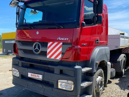 2014 Mercedes-Benz Axor, красный, 3740000 рублей, вид 1