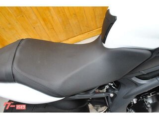 2015 Triumph Speed Triple, белый, 670000 рублей, вид 5