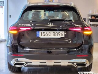 2025 Mercedes-Benz GLC 220 d II (X254), чёрный, 6792384 рублей, вид 4