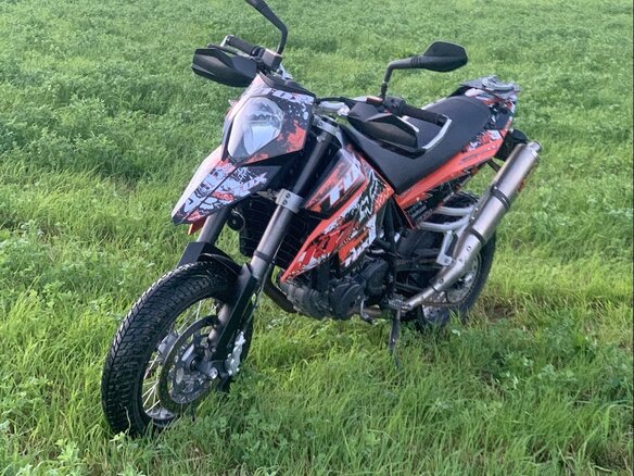 2007 KTM 690 SM, оранжевый, 365000 рублей - вид 1