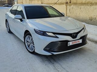 2019 Toyota Camry VIII (XV70), белый, 3095000 рублей, вид 5