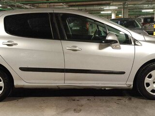 2011 Peugeot 308 I Рестайлинг, серебристый, 460000 рублей, вид 4