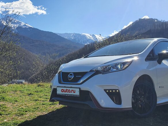 2018 Nissan Note Nismo e-Power II Рестайлинг, белый, 1450000 рублей
