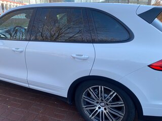 2015 Porsche Cayenne S Diesel II Рестайлинг (958), белый, 5050000 рублей, вид 5