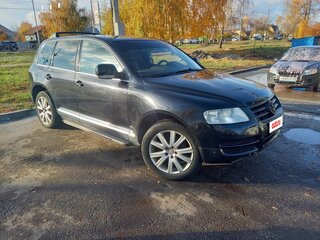2004 Volkswagen Touareg I, чёрный, 555000 рублей, вид 5