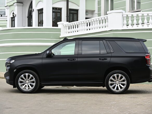 2022 Chevrolet Tahoe V, чёрный, 8500000 рублей - вид 5
