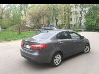2012 Kia Rio 5-speed III, серый, 850000 рублей, вид 4