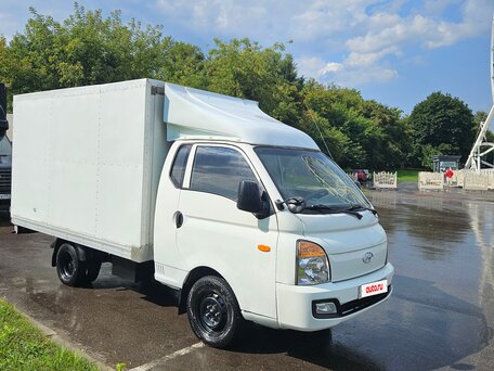 2012 Hyundai Porter II, белый, 930000 рублей, вид 1
