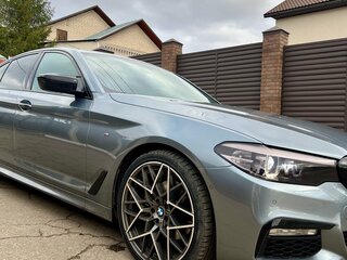 2017 BMW 5 серии 520d xDrive VII (G30/G31/G38), серый, 3700000 рублей, вид 1