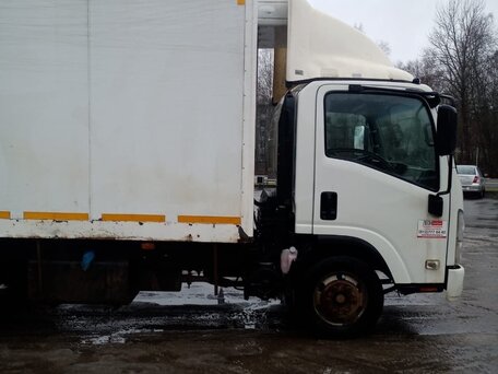 2019 Isuzu Elf (N-series), белый, 1800000 рублей, вид 3
