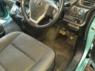 2014 Toyota Voxy III (R80), голубой, 1999999 рублей, вид 5